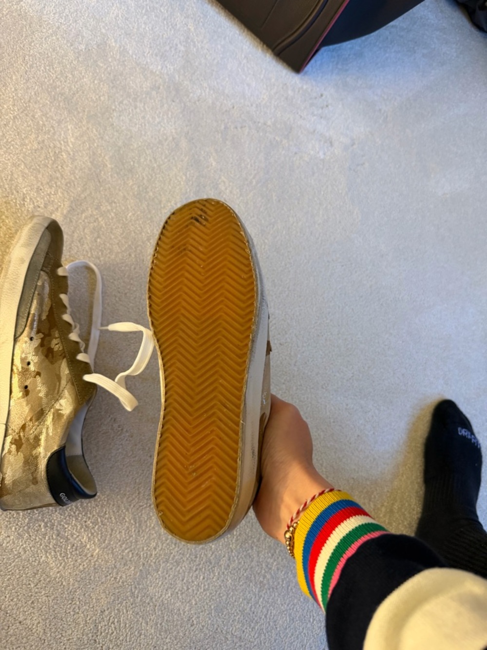 Golden Goose Super-Star Sneakers with White Laces - Picture 4 of 4